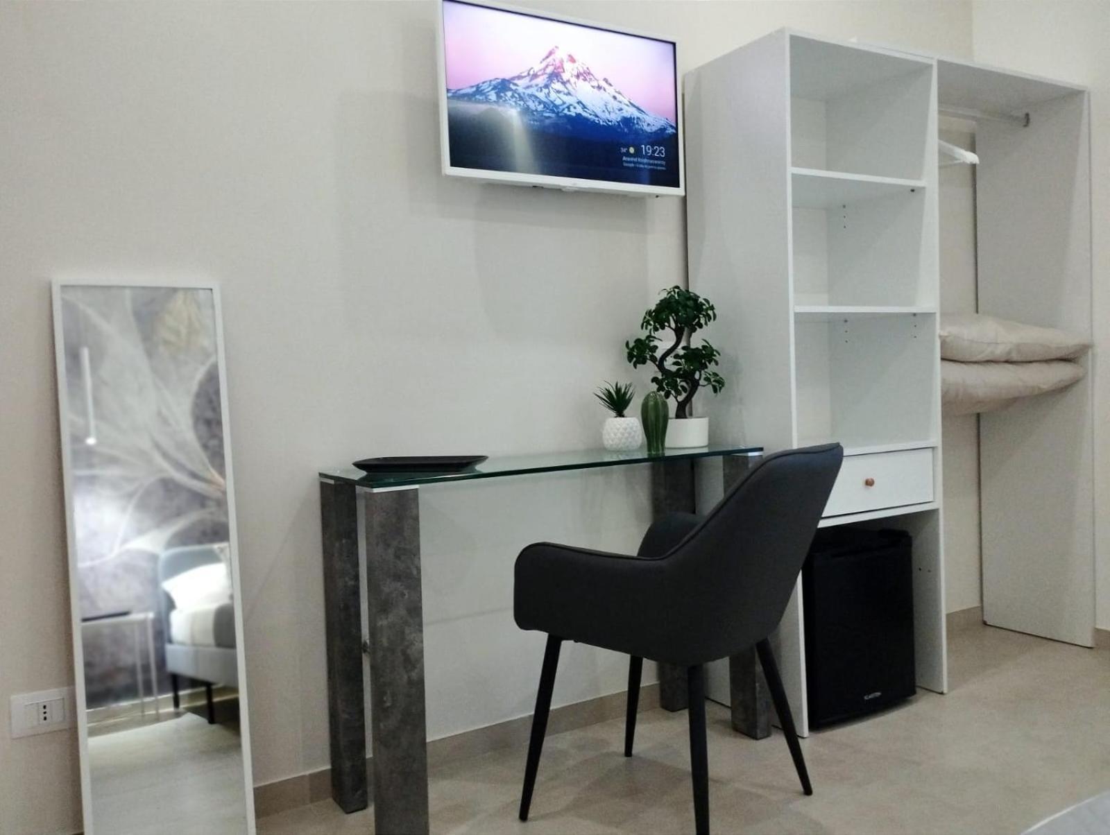 Agatha Modern Elegant Rooms Сант'Агата-ди-Милите Экстерьер фото